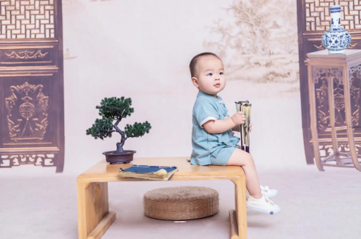 丹东孕妇肚子上的黑线